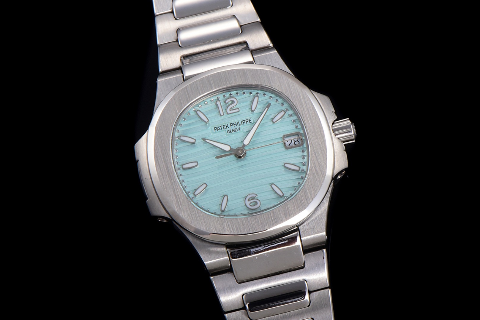 Patek Philippe Nautilus 7010 Stainless steel 32 mm RRR Factory Configuration 5C157E 1:1 Superclone - Image 2