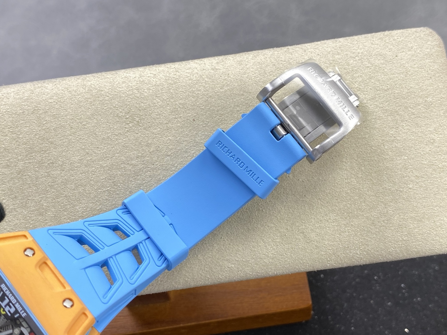 Richard Mille RM 035 RM35 Carbon composite 43.15 x 49.95 mm Skeleton / openworked CLEAN Factory Configuration EFEDF2 1:1 Superclone - Image 8