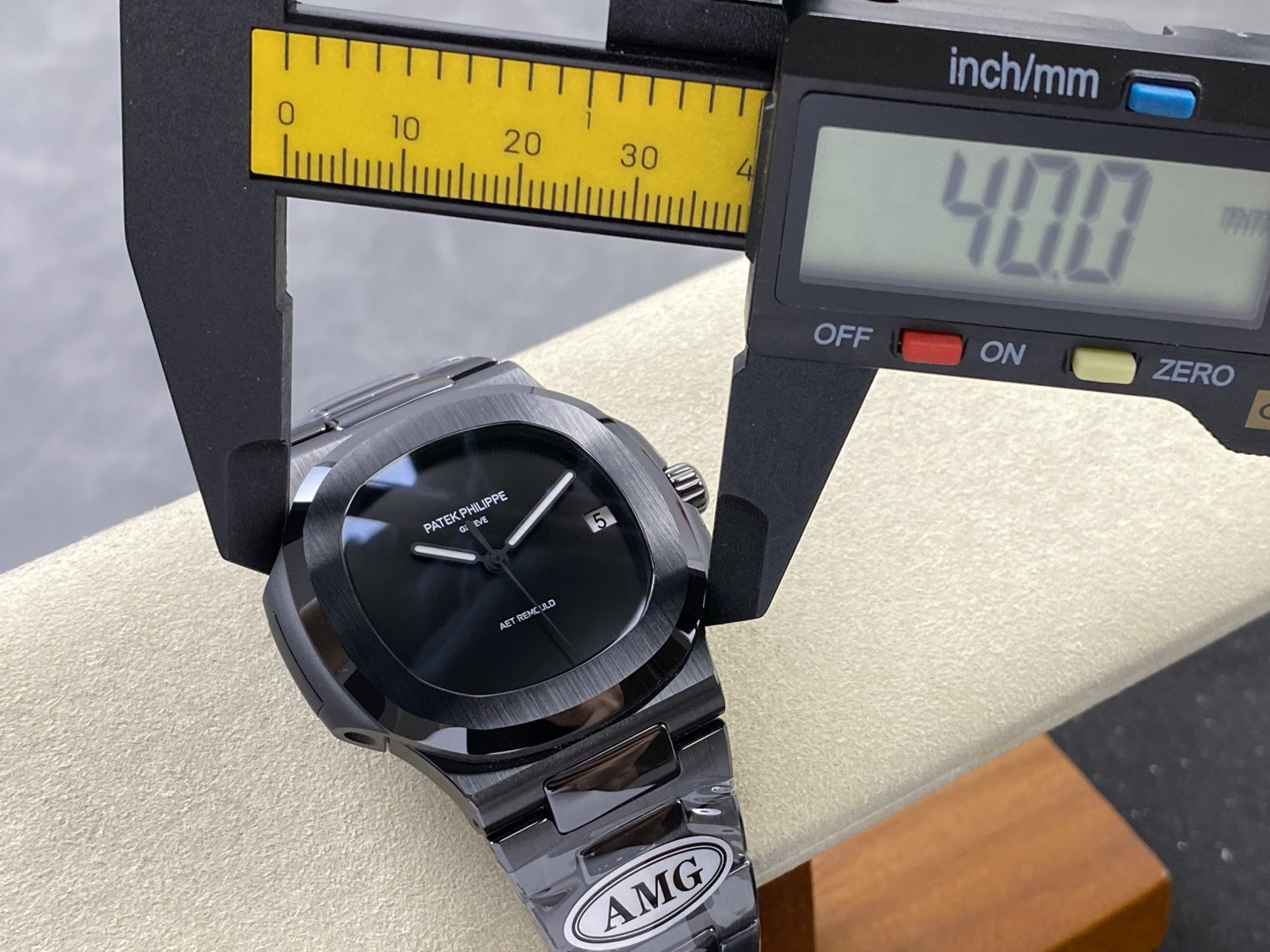 Patek Philippe Nautilus 5711 Ceramic Blue dial 40 mm Configuration 6F4A14 1:1 Superclone - Image 9